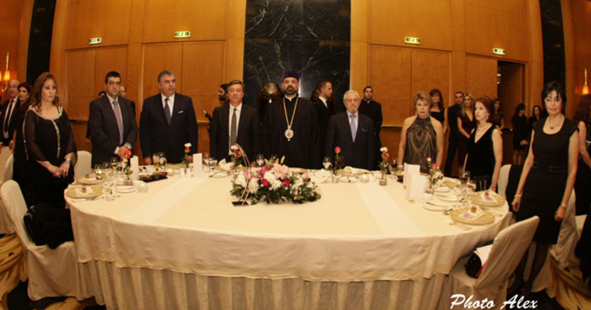 ՆԱԽԱԳԱՀՈՒԹԵԱՄԲ ՏԷՐ ԵՒ ՏԻԿԻՆ ՆԱԽԱՐԱՐ ՎՐԷԺ ՍԱՊՈՒՆՃԵԱՆԻ ԼՕԽ-Ի ՏԱՐԵԿԱՆ ՃԱՇԿԵՐՈՅԹԻ ԵՐԵԿՈՅ