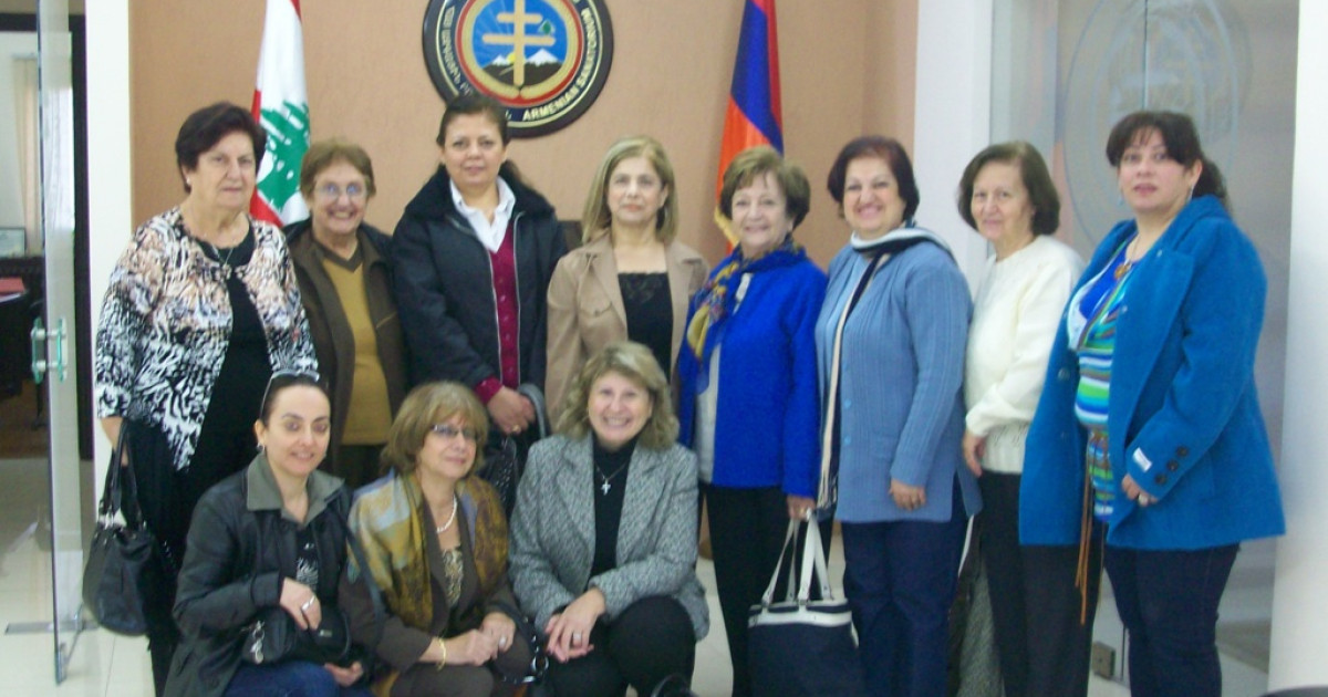 Այցելութիւն Ազունիէի Ազգային Բուժարան