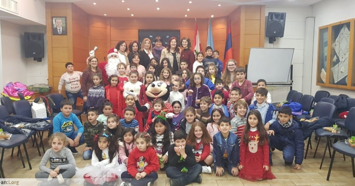 Լ.Օ.Խ.-ի Մանուկները Տօնական Ուրախ Մթնոլորտի Մէջ Տօնեցին Կաղանդը