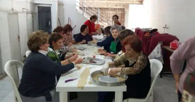 Մեր Ընկերուհիներուն Ճամբա՛յ Բացէք